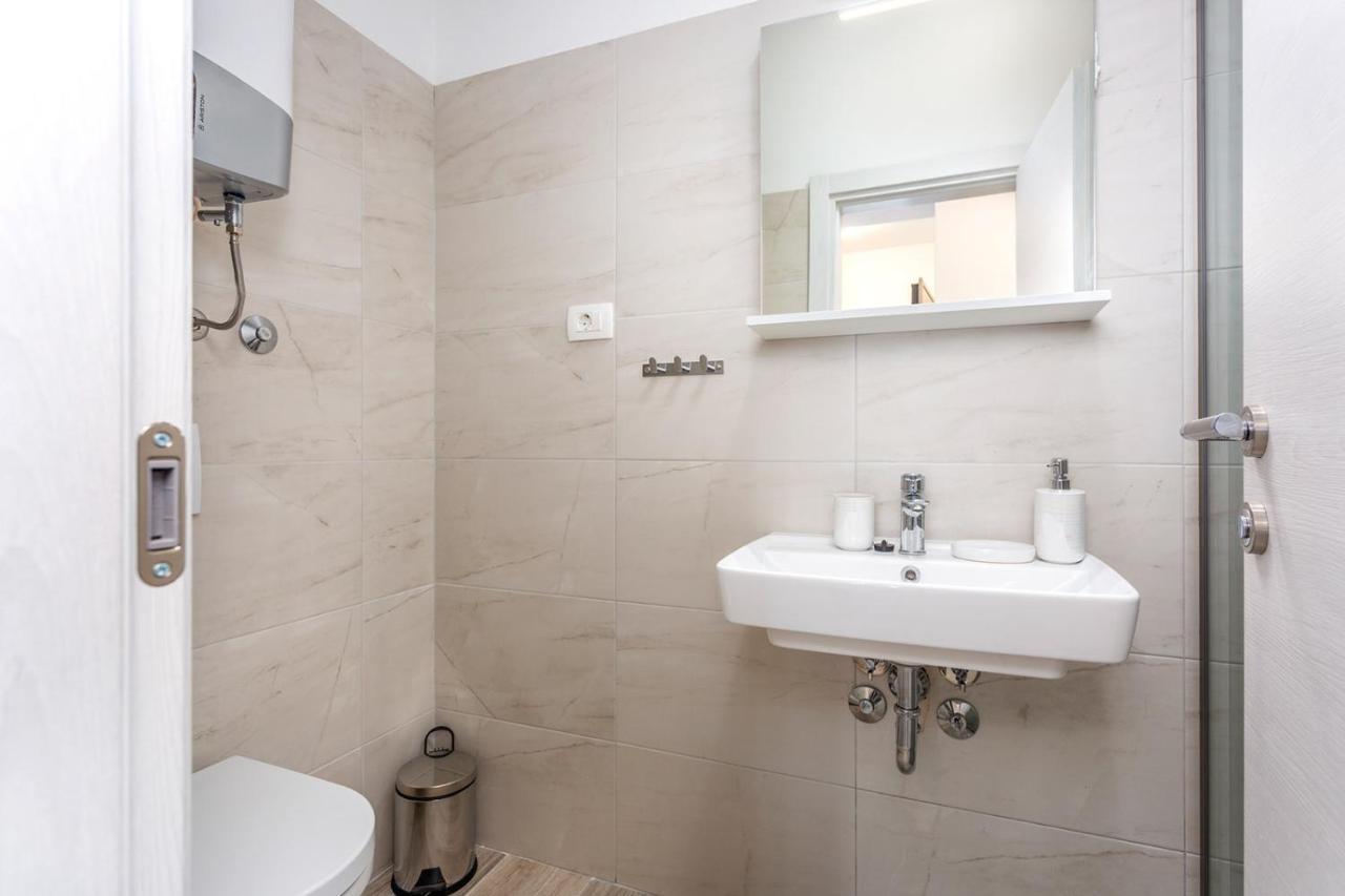Kvarner Bay 4* - Apartments 1 & 3 Rijeka Exterior photo